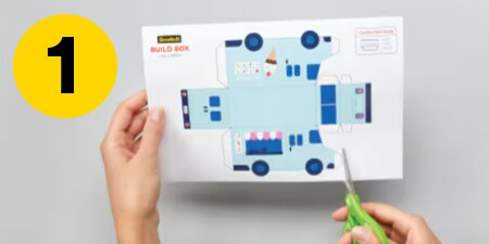 Étape 1 - découper le modèle d'automobile dans un morceau de papier
